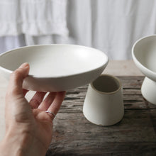 Load image into Gallery viewer, centre piece bowl with detachable ceramic stand