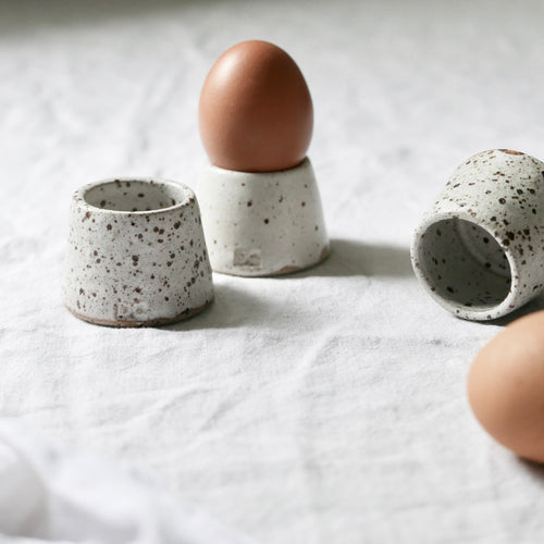 egg cup matte white speckled