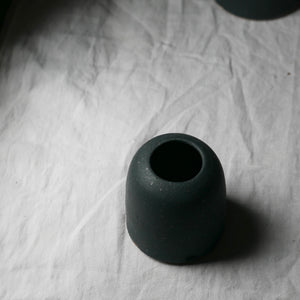 small textured vase black