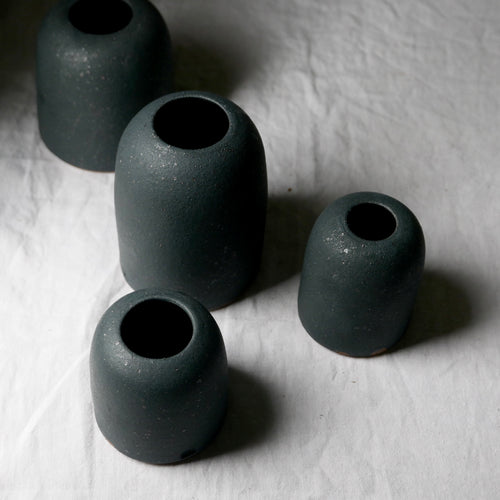 small textured vase black