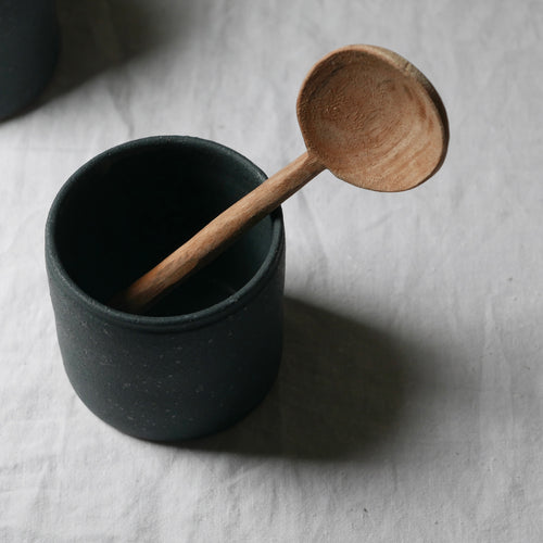 utensil pot textured black