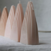 Load image into Gallery viewer, Sanne Hop beeswax arch candle  ~ coral