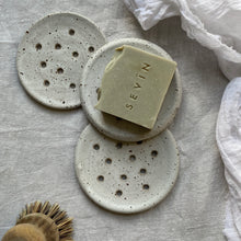 Load image into Gallery viewer, simple flecked soap plate