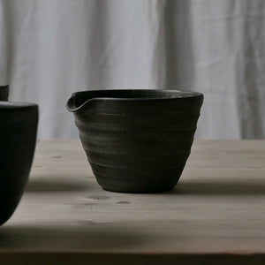 graphite pouring bowl